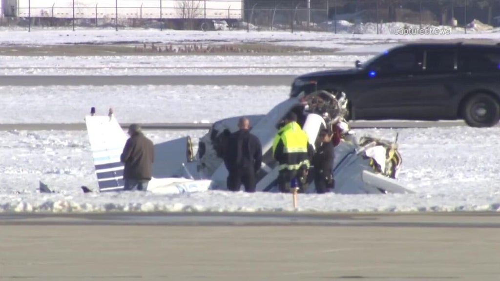 2 killed in plane crash at DuPage Airport in West Chicago