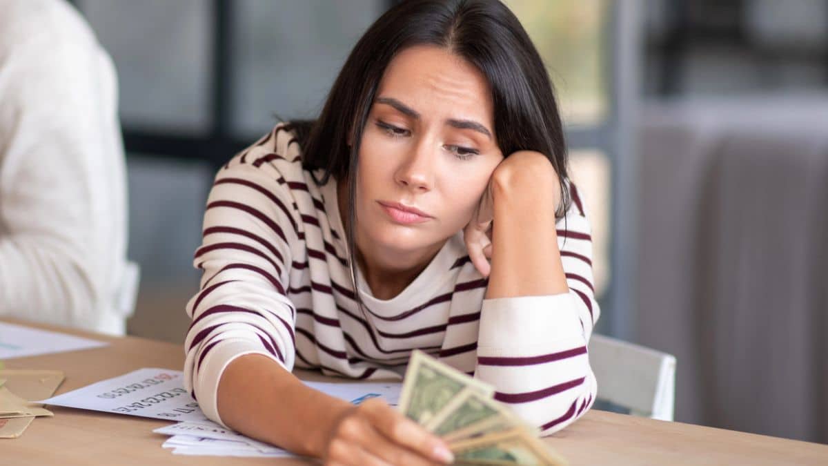 The 7 money mistakes that keep you stuck<br>
