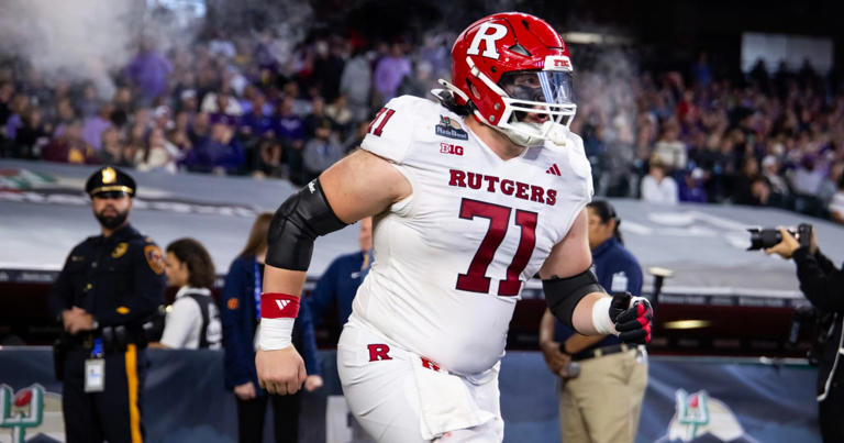 Rutgers football OL John Stone to enter transfer portal