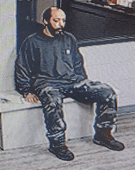Man wanted after escaping police custody in Summers County