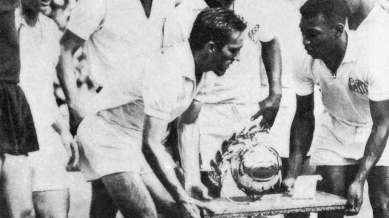 O Rei Pelé foi bicampeão mundial | 4Imagens/GettyImages