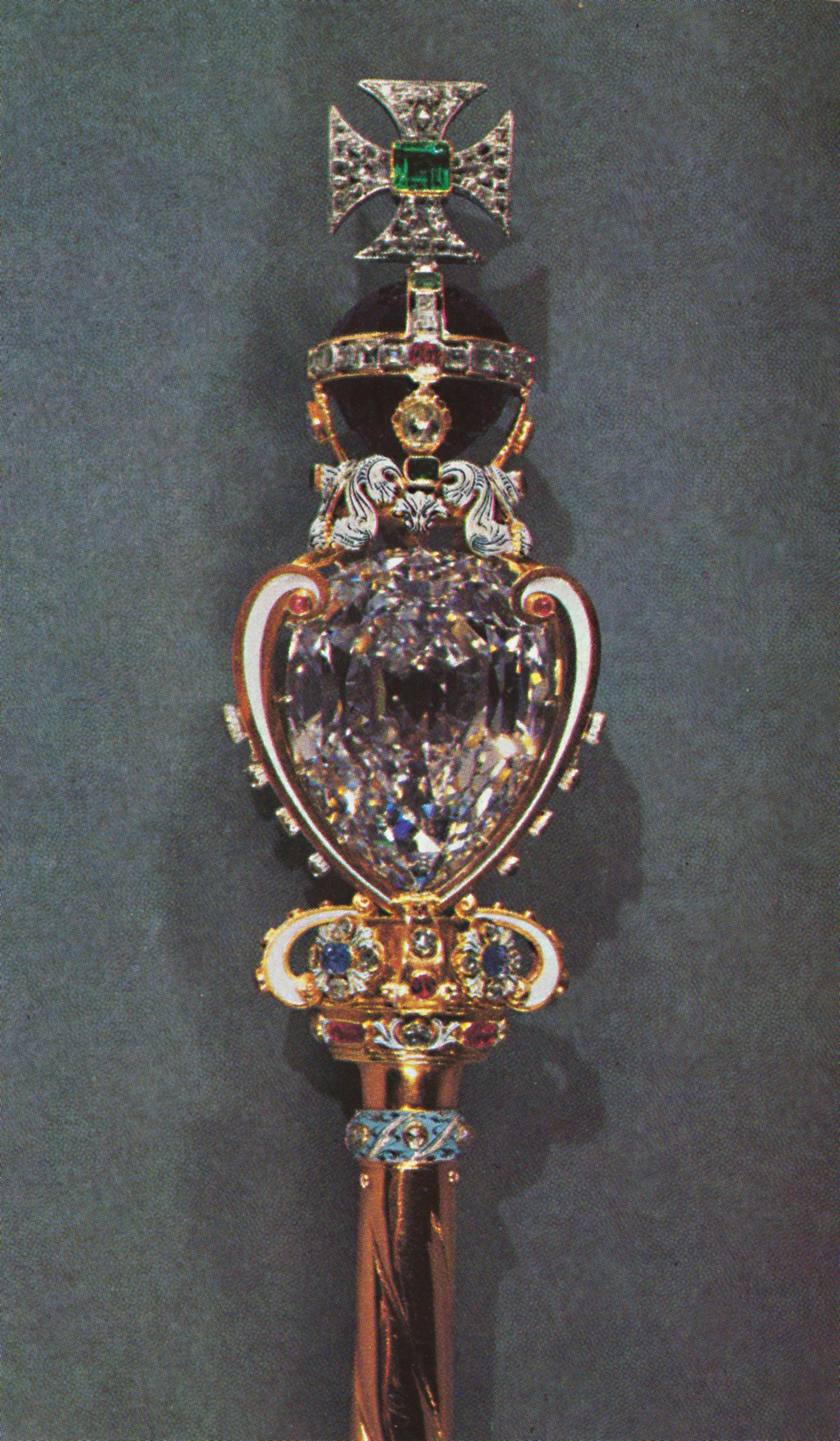 L’incroyable histoire du Cullinan, le plus gros diamant brut découvert — free download