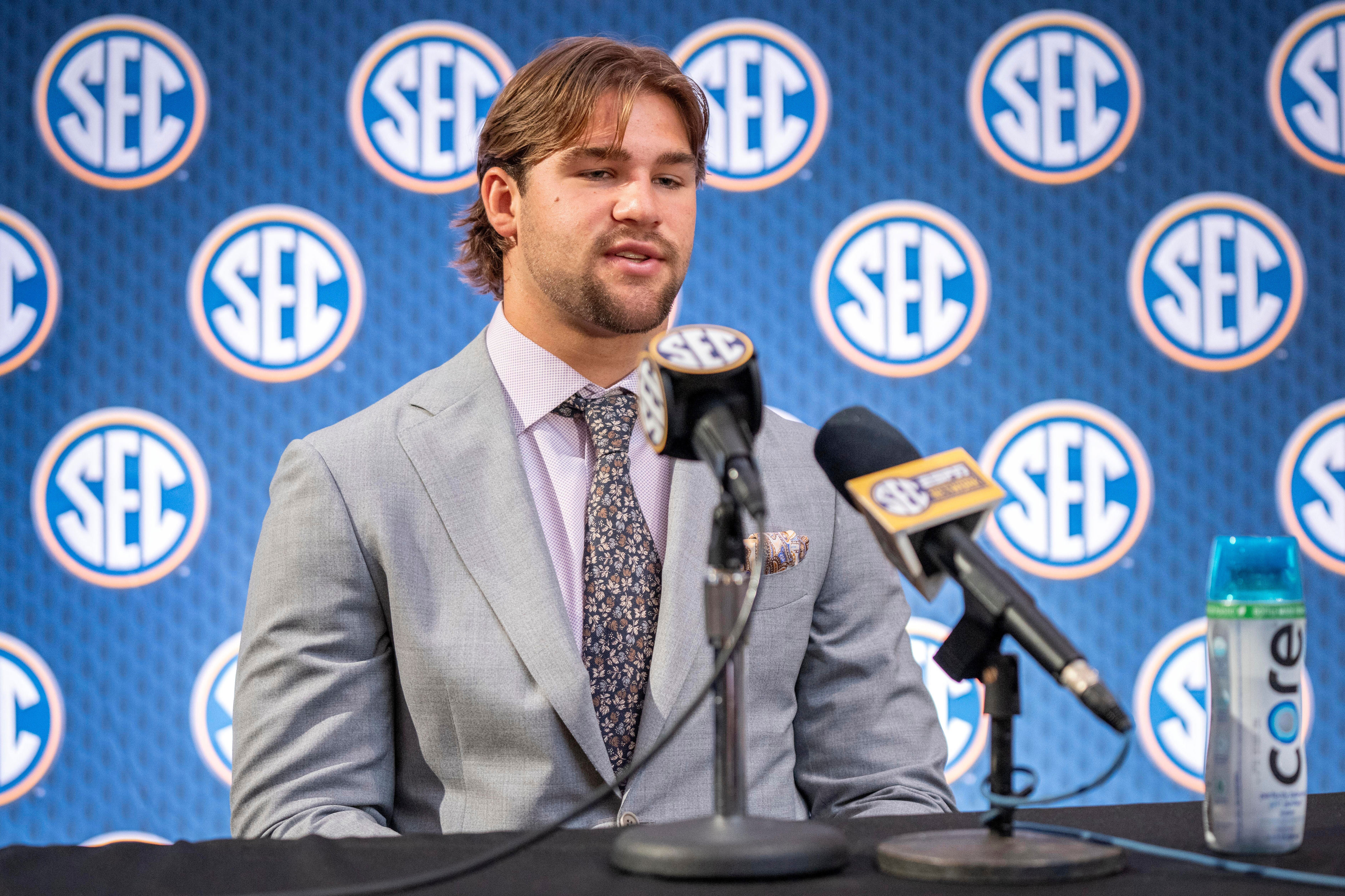 College athletes deserve to be paid. They don’t deserve tenure.