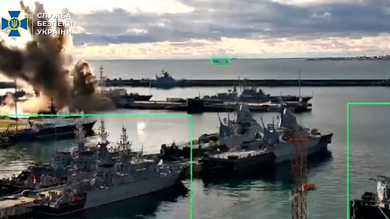 Ukraine says it carried out first-ever underwater drone strike on Russian submarine in Novorossiysk<br><br>