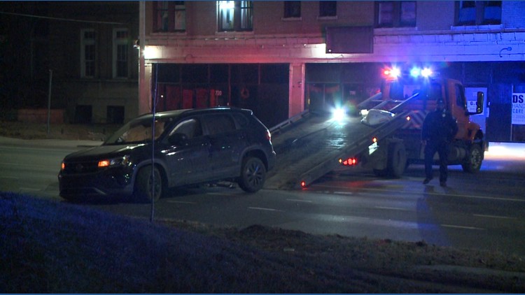 St. Louis park ranger injured in crash after another driver runs red light