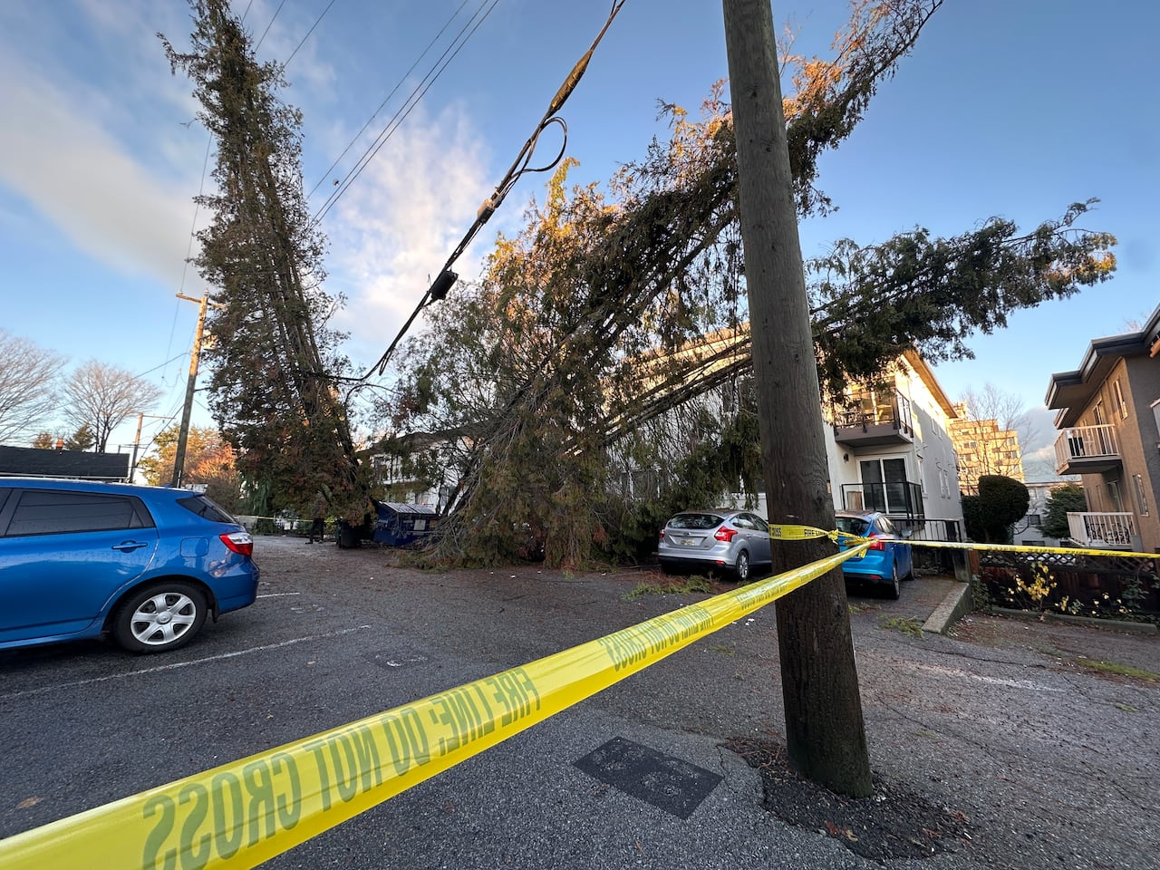 Storm knocks out power for thousands across BC