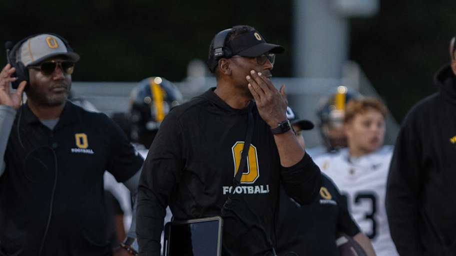 Former NFL linebacker is new high school football coach in America's ...