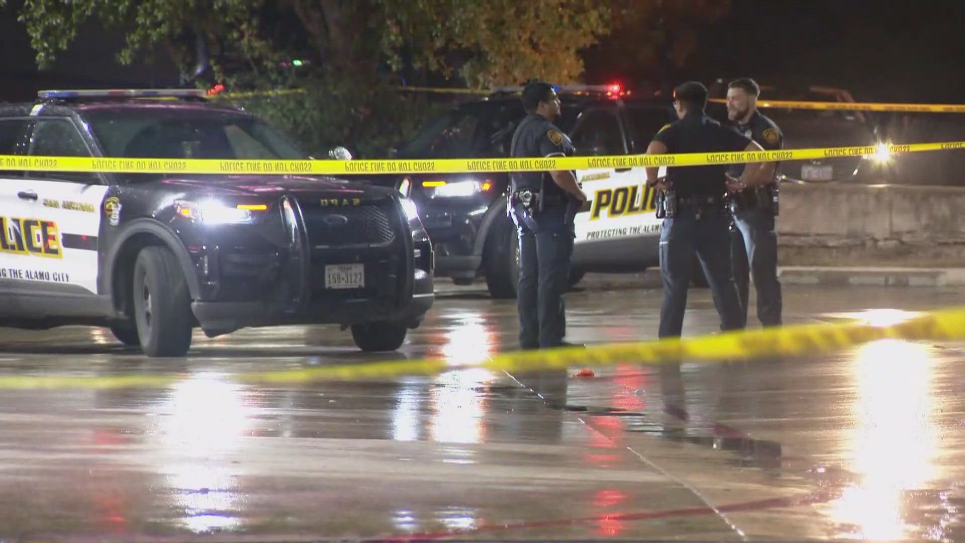Police investigating murder at 7-Eleven on northwest side of San Antonio