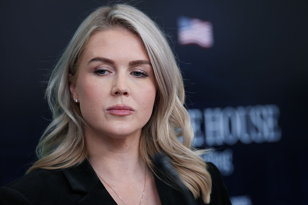 Immigration judge orders release of Bruna Ferreira<br><br>