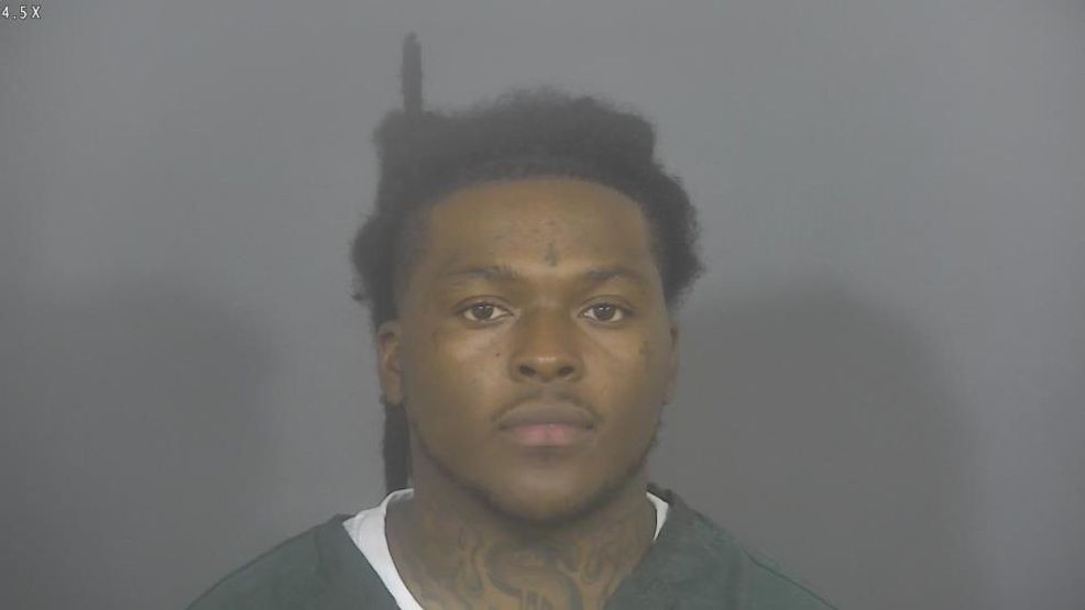 South Bend man sentenced to 6 years after possessing guns during 30 ...