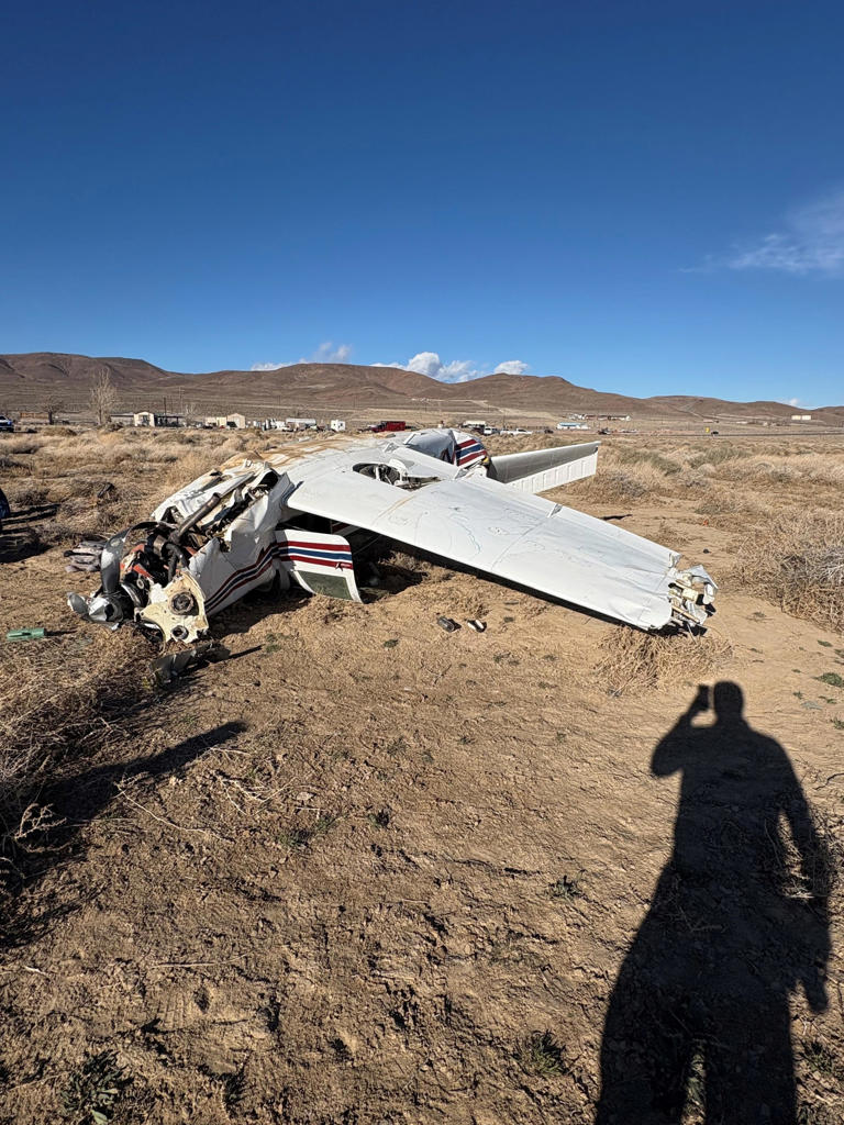 Plane crashes near US 50 in Silver Springs; 2 airlifted
