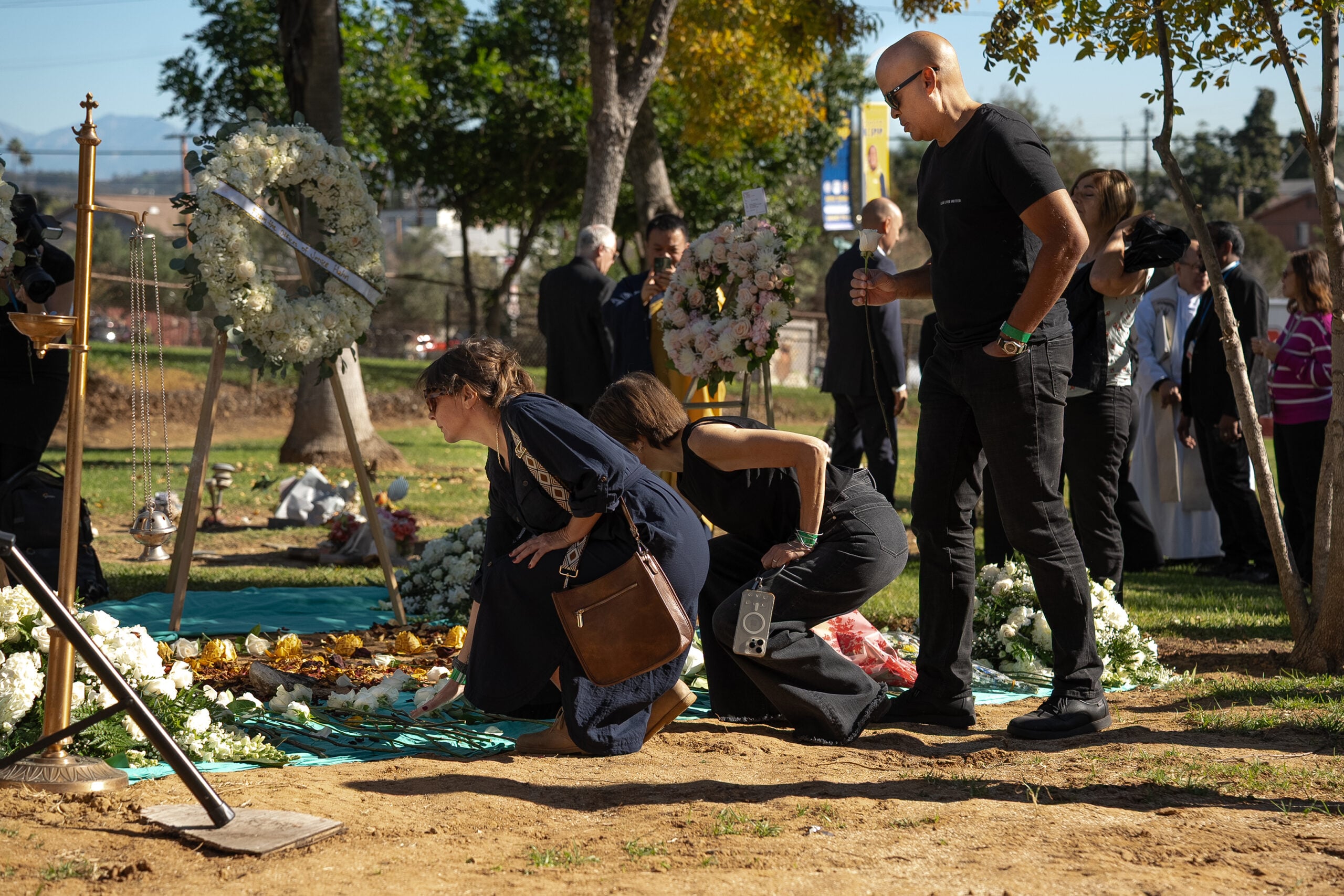 Inside the LA funeral for unclaimed dead Angelenos that sold out in days