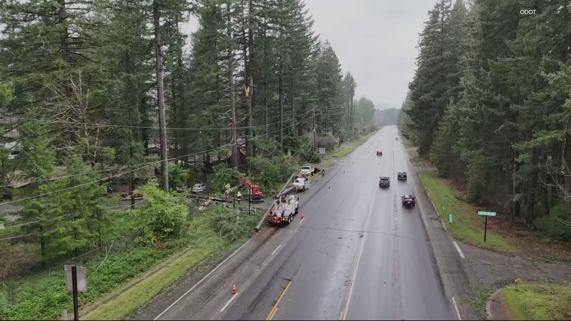 Winds topple power lines along Highway 26 in Clackamas County