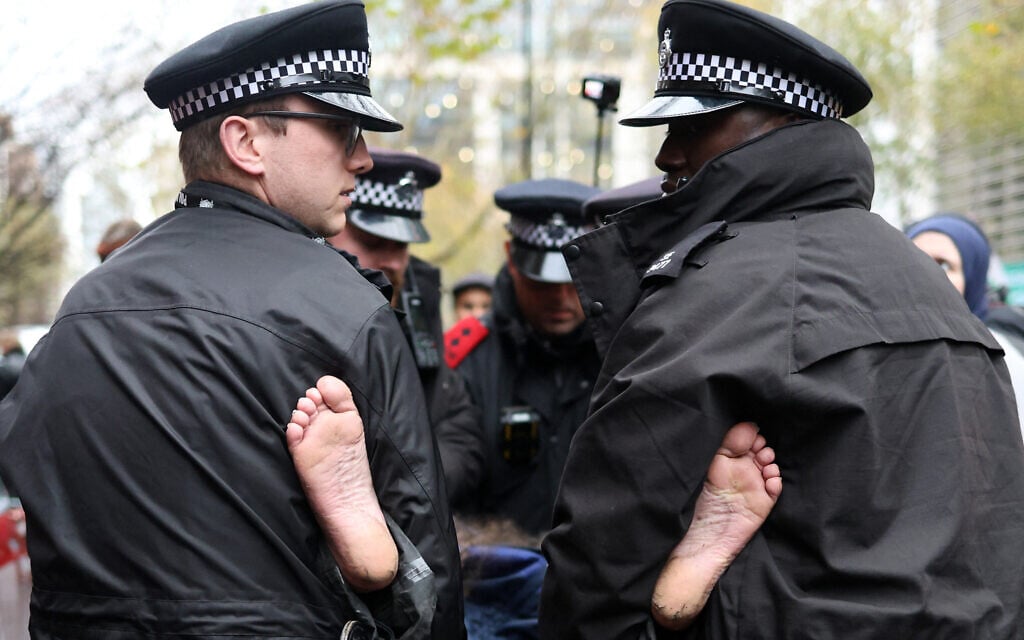 UK makes first arrests for 'Globalize the intifada' chants, in shift ...
