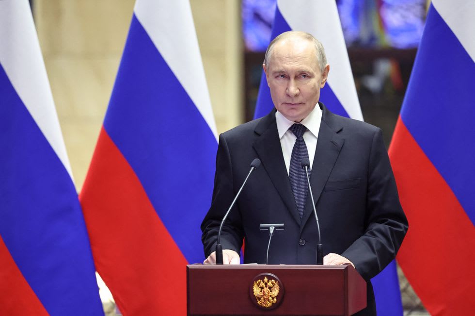 Putin brands Keir Starmer 'little pig' and moves nuclear missiles ...
