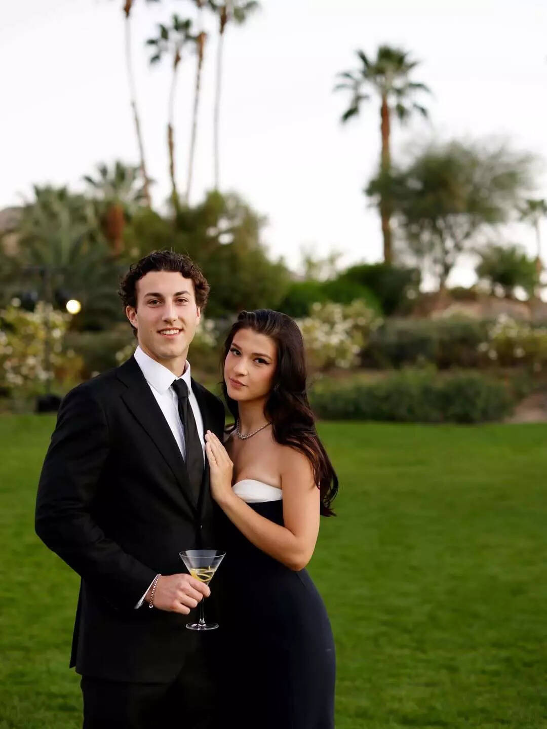 Bill Gates' daughter, Phoebe Gates, goes Instagram official with high  school sweetheart Chaz Flynn, image size:768x1024