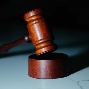 Ex‑chief justices unite to defend judicial independence