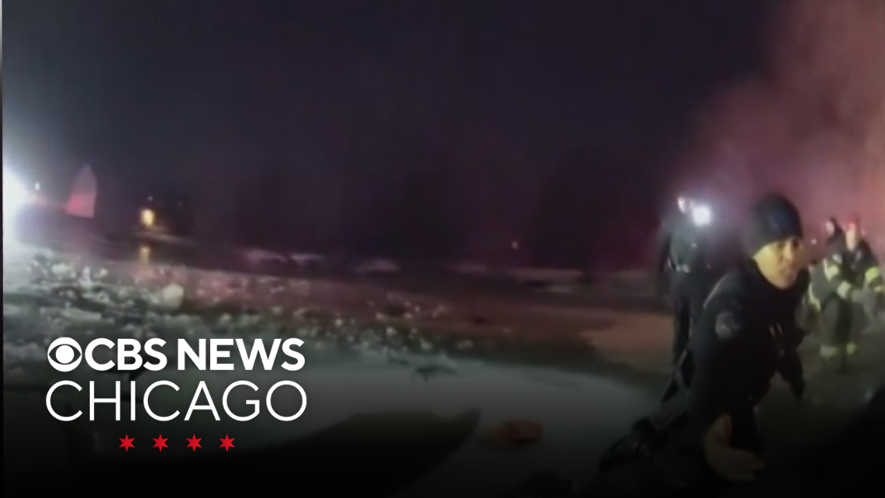 Police officers rescue three people from icy pond in Glendale Heights