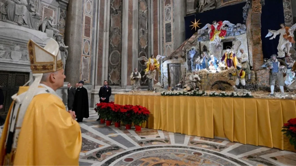 El papa León XIV celebra su primera misa de Navidad en el Vaticano