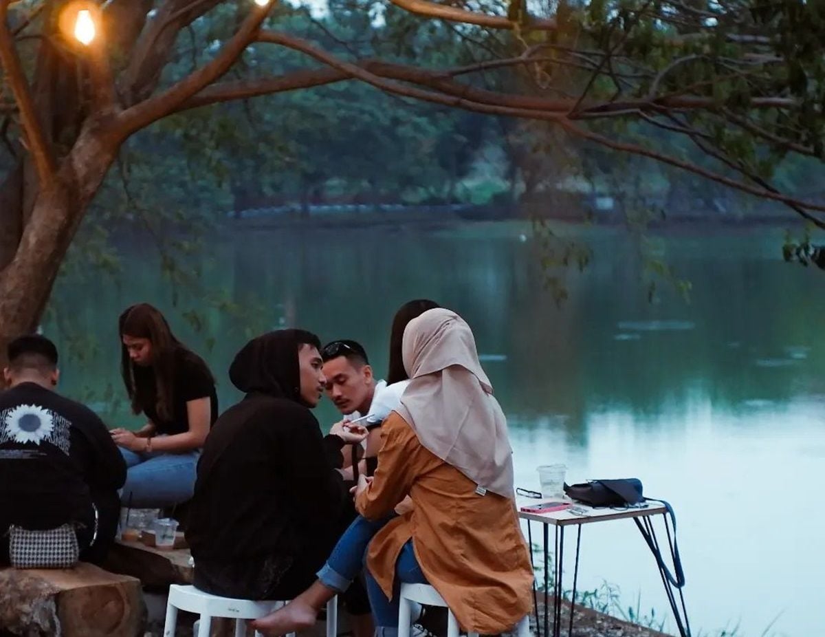 Hidden gem di Jatim: 5 kafe bertema kebun yang tenang untuk kamu yang ...