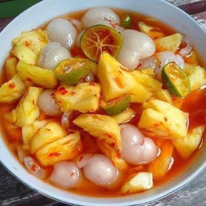 Natal dan Nanas, Apa Kaitannya?