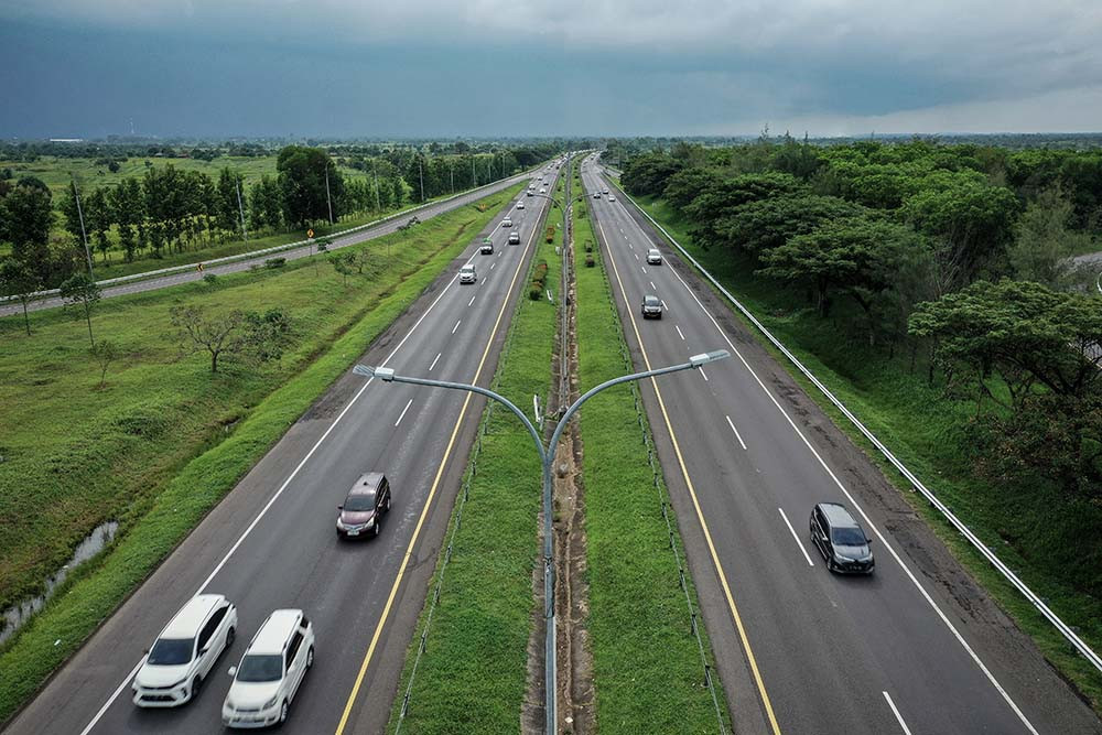 Tol Cipali Padat Saat Natal, Arus ke Cirebon Meningkat Drastis
