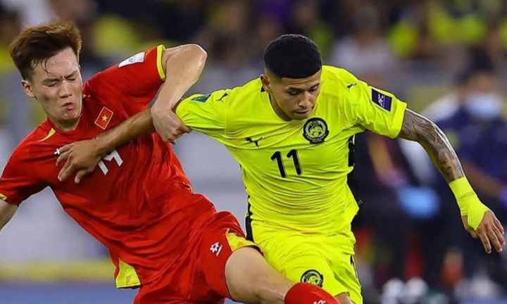 Cầu thủ Malaysia nhập tịch gian lận để chống lệnh cấm của FIFA