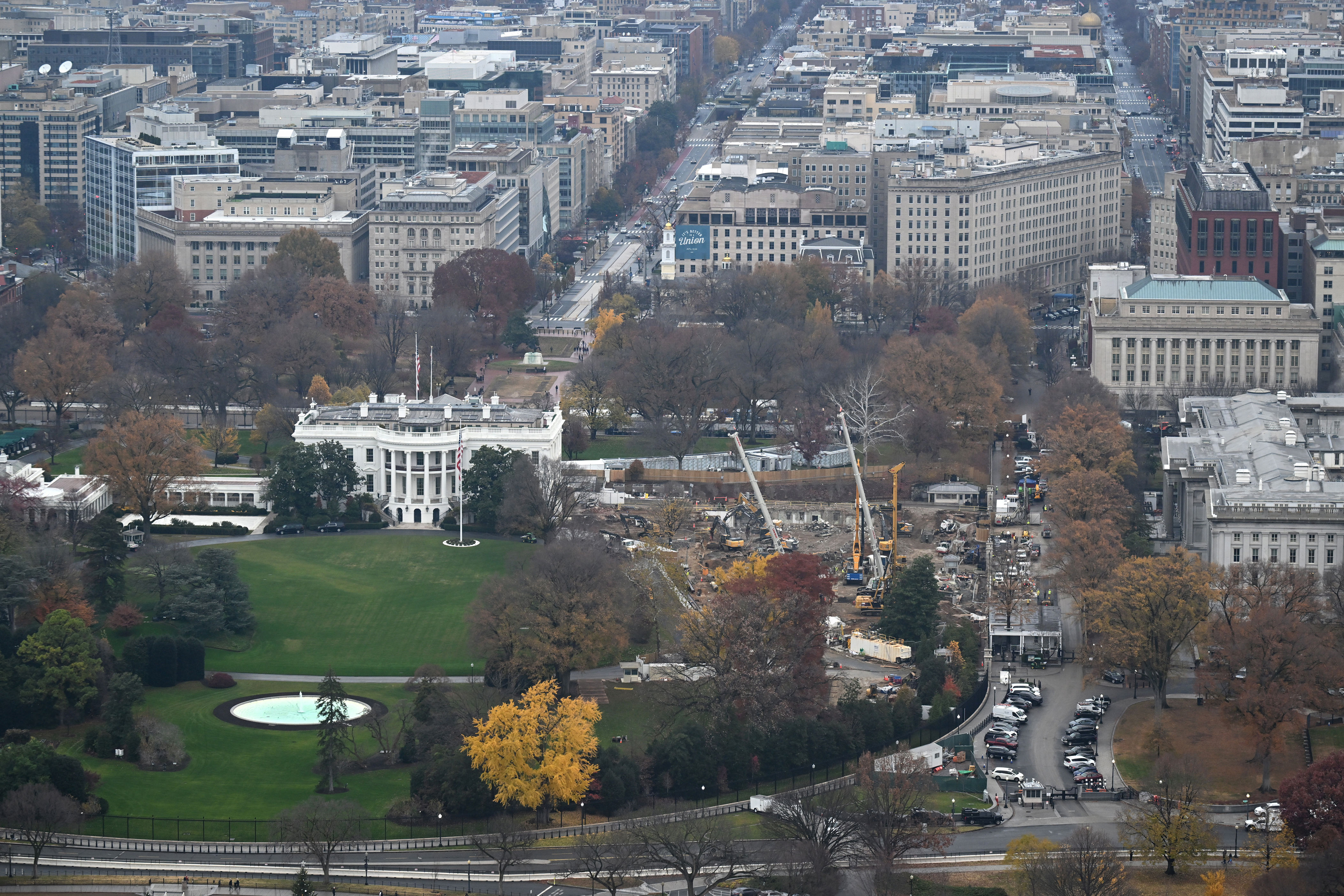 Commission tees up first hearing on Trump’s ballroom construction<br>