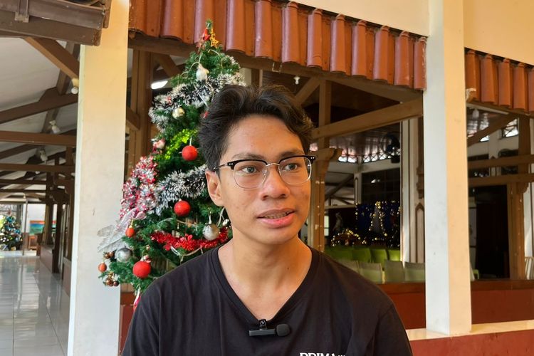 Jemaat Wisma Mahasiswa Depok Ikuti Misa di Gereja Terdekat