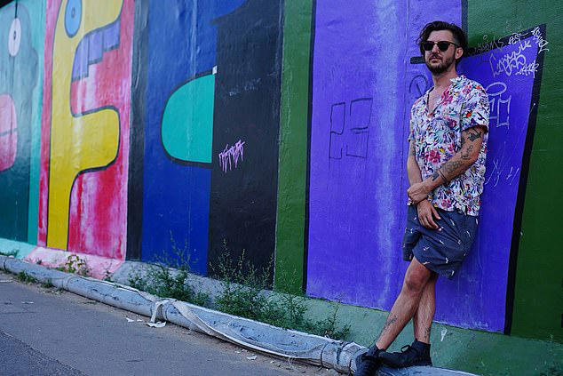 The 'Bali lie': How 'influencers' are making £1,000s through 'fake ...