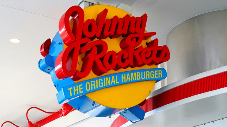 Anthony Bourdain hated this chain restaurant with a passion