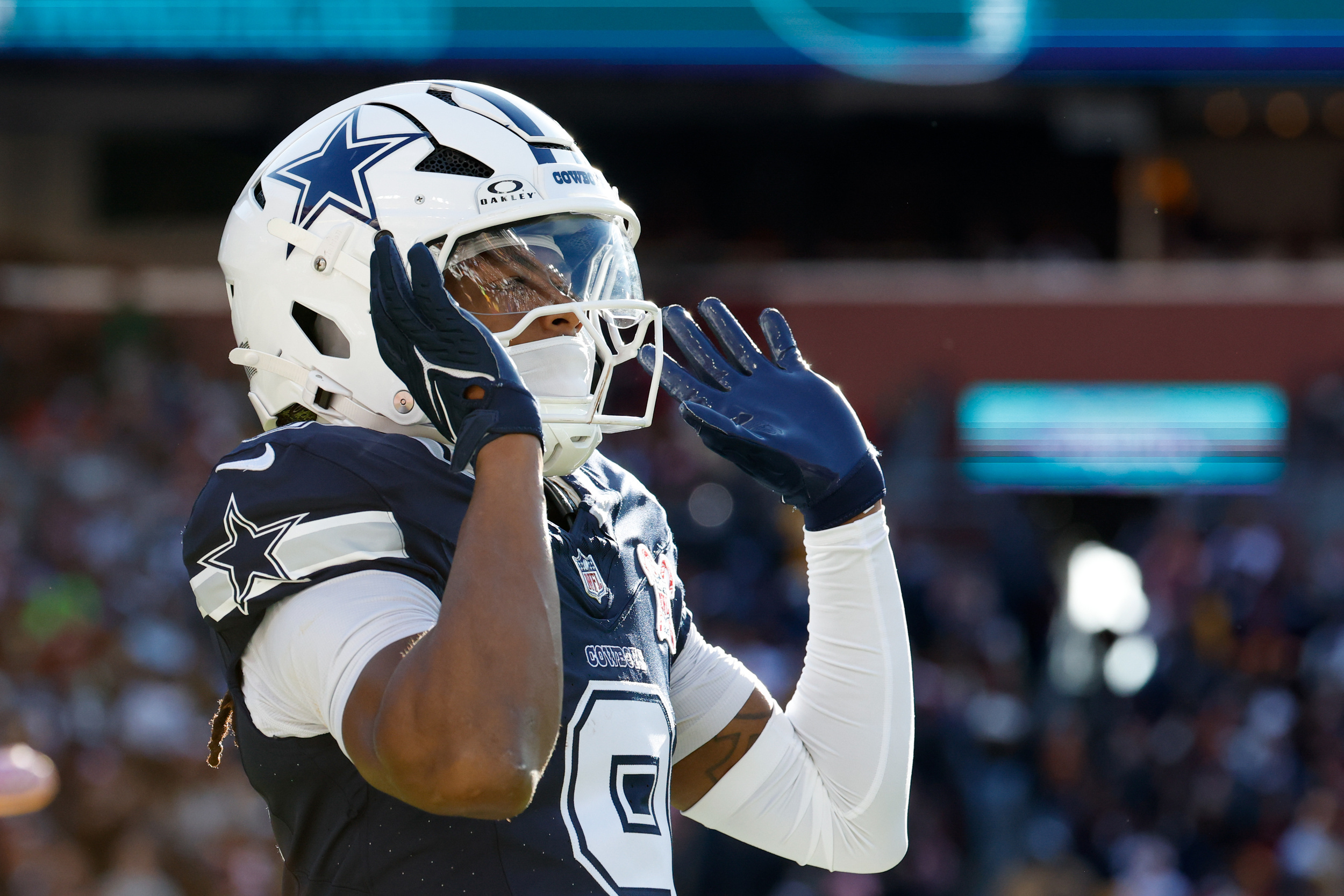 Cowboys WR KaVontae Turpin makes history on 86-yard TD against Commanders<br><br>