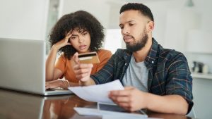 8 ways people become poor even while earning a high salary