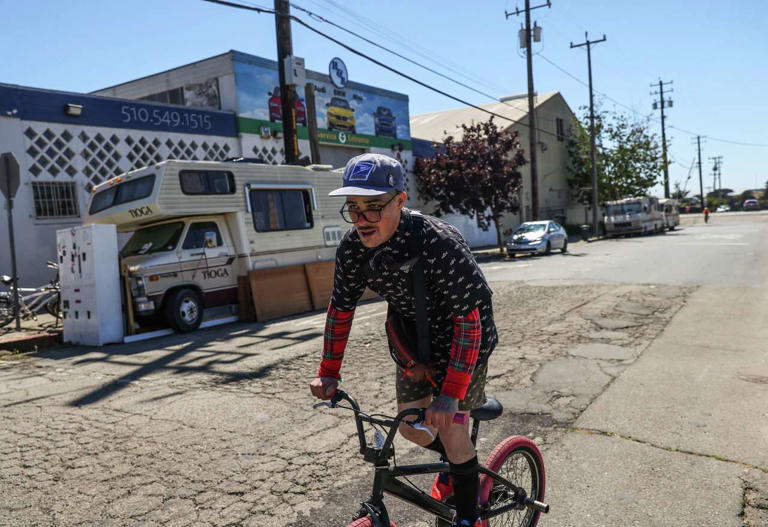 How a Chronicle photographer captured the complexities of drug use in ...