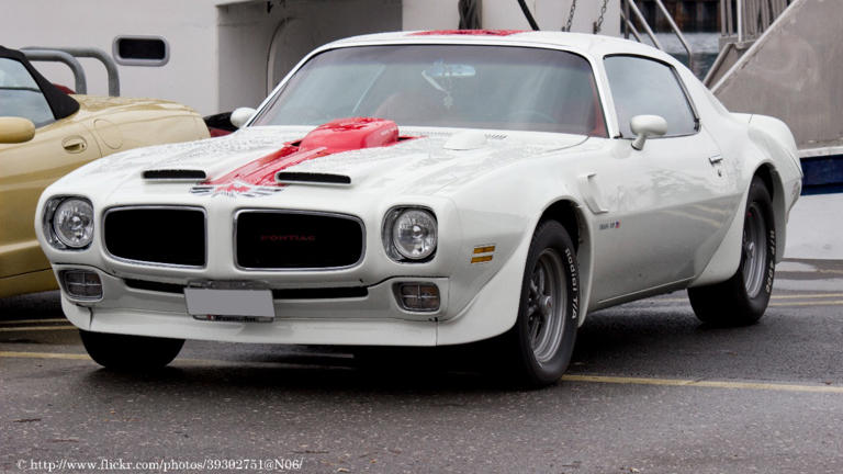 When the 1971 Pontiac Firebird Trans Am finally got serious