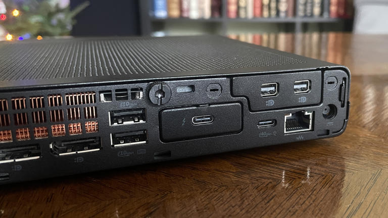 HP's EliteDesk 8 mini PC impressed me with versatile hardware and cooling