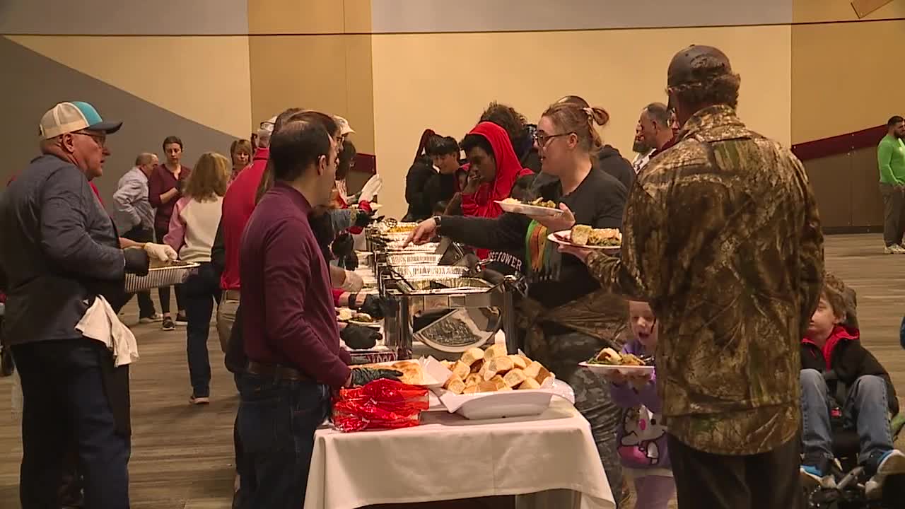 Does the mailman run on christmas eve