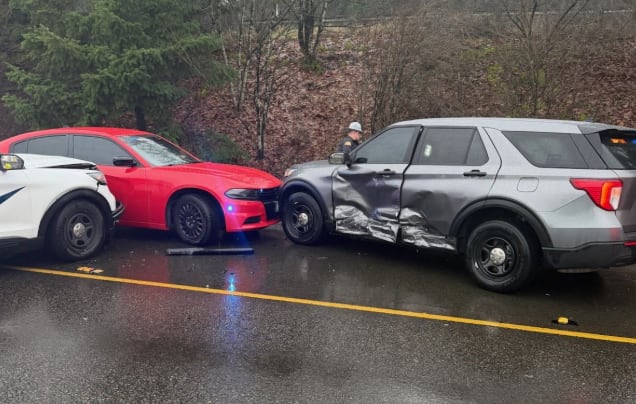 Suspect held after North Seattle carjacking of WSP trooper, bond decision set for Saturday<br><br>