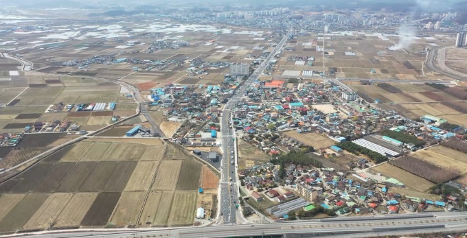 충북 산업단지 수요 확대와 삼성전자의 CES 2026 단독 전시관 계획