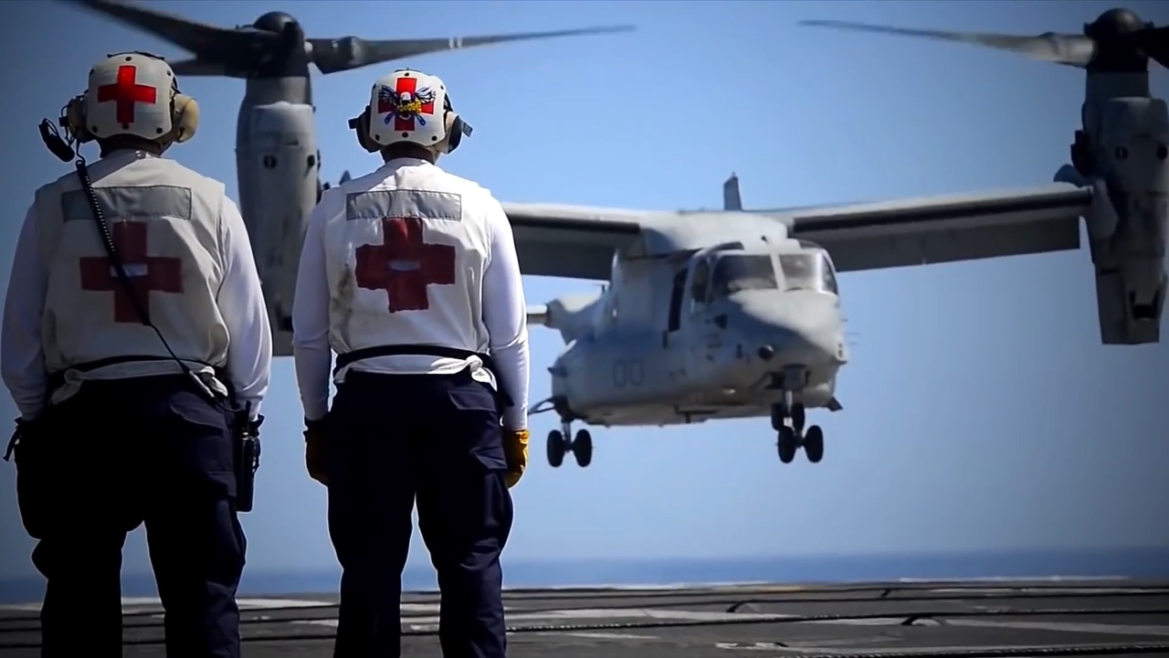 Classified F-35 crashes into sea as US rushes to recover it before China<br><br>