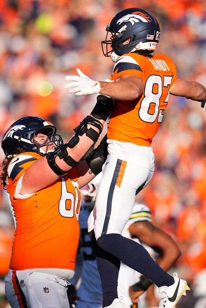 Broncos place center Luke Wattenberg on IR in surprising blow to offensive line<br><br>