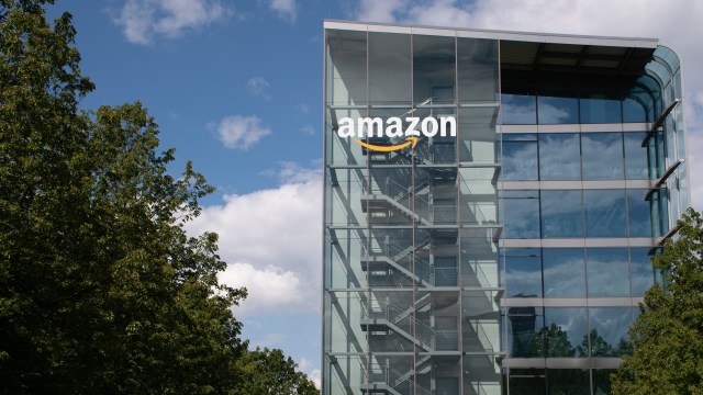 Amazon makes stunning $11 billion move in race for AI supremacy: 'This ...