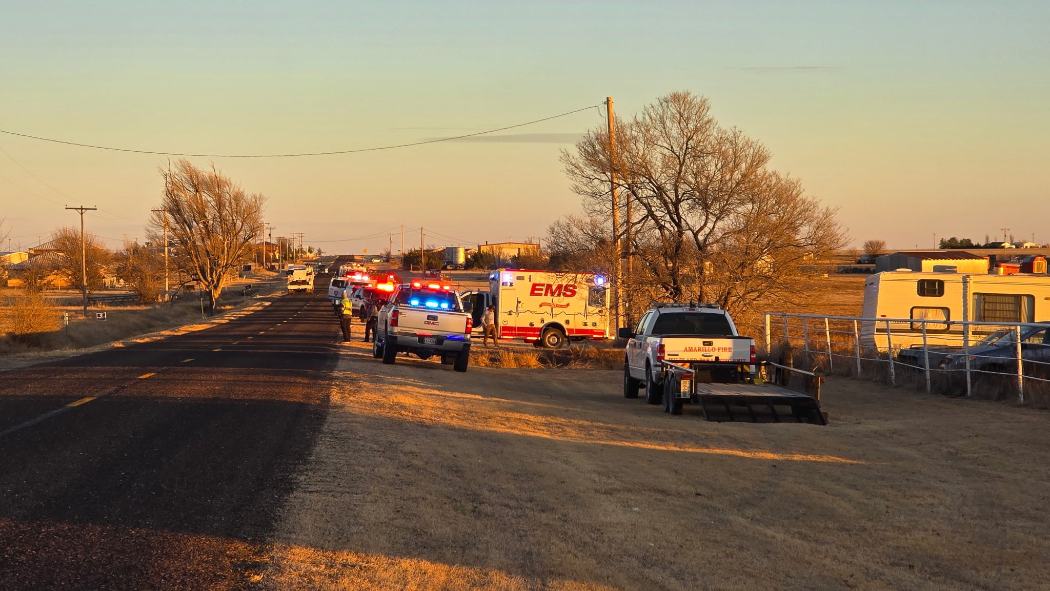 Crews battling Mistletoe Fire in Randall County, est. 2,100 acres