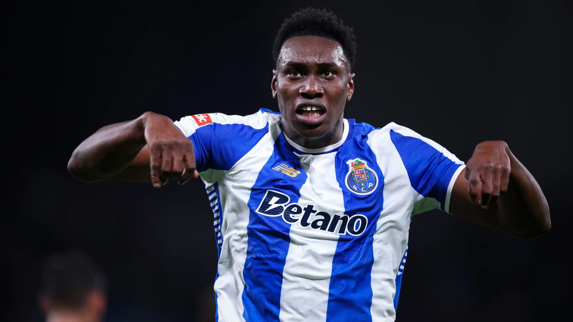 Tottenham tem cheque milionário e pode levar Samu do FC Porto em janeiro