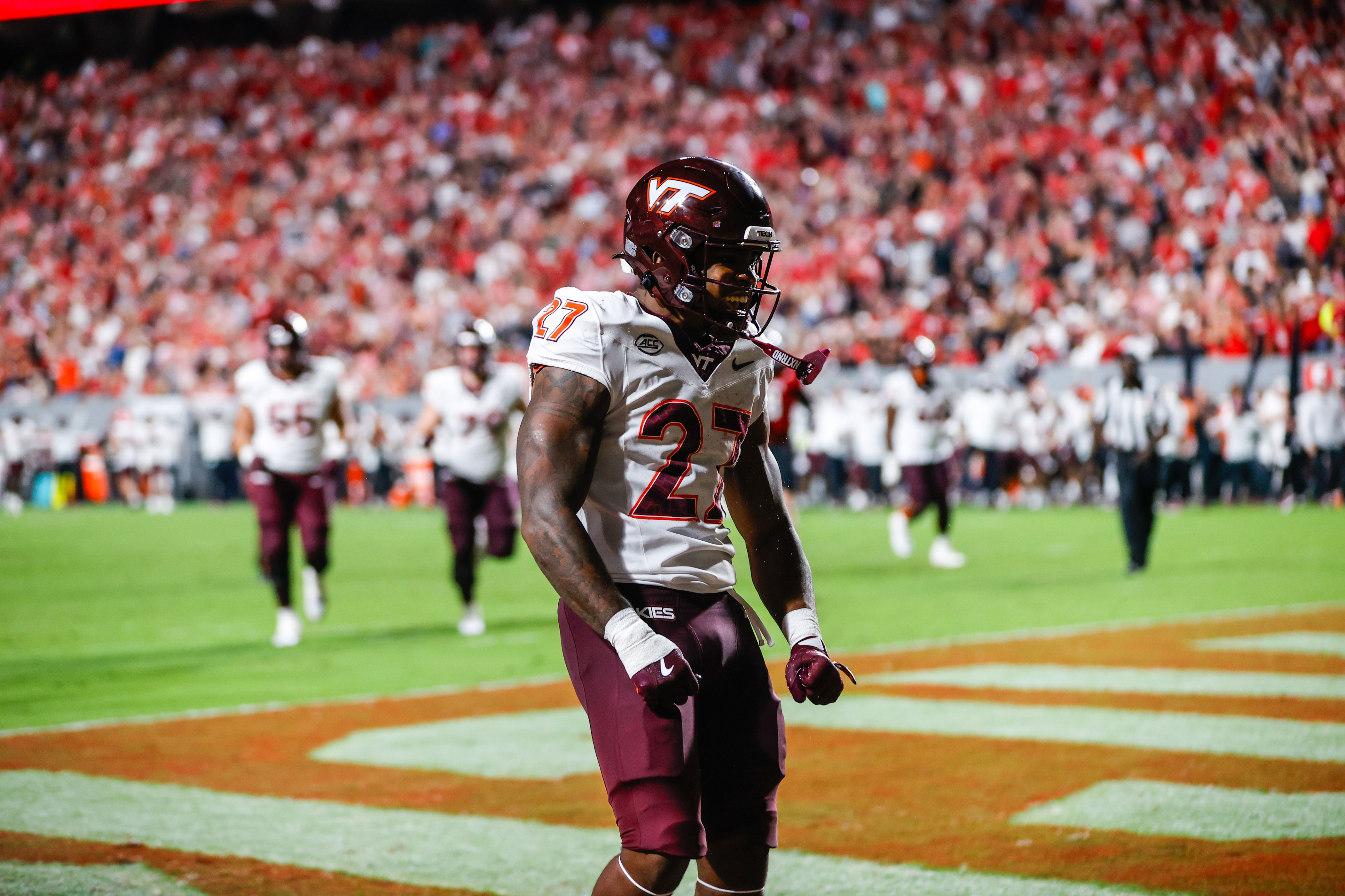 Virginia Tech football: Marcellous Hawkins announces 2026 return<br><br>