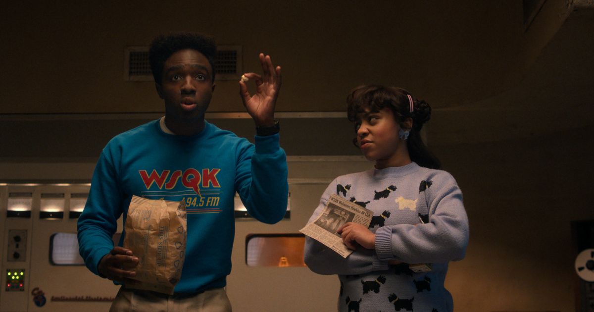 Stranger Things midseason-premiere recap: Plugged in