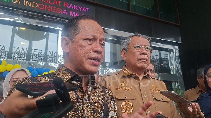 Menteri Hanif: Daerah Lalai Sampah Siap Hadapi Sanksi Keras