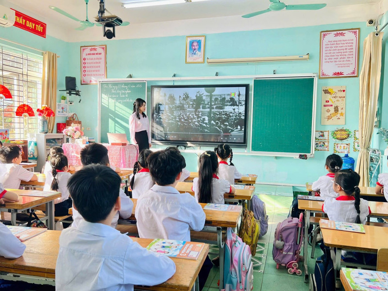 Giám đốc sở, chủ tịch xã được trao quyền bổ nhiệm, thay đổi vị trí việc làm đối với nhà giáo