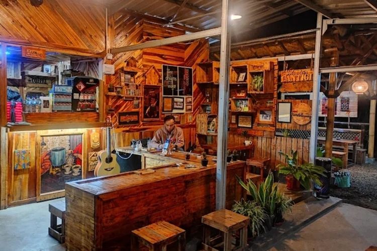 8 Kafe Dekat Stasiun Parungkuda, Tempat Ngopi Terdekat