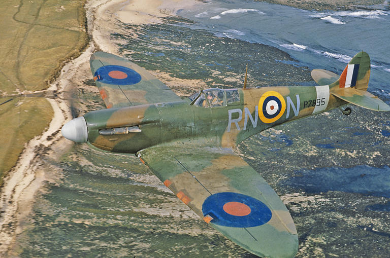 Top 10: Amazing Planes That Used the Brilliant Rolls-Royce Merlin Engine